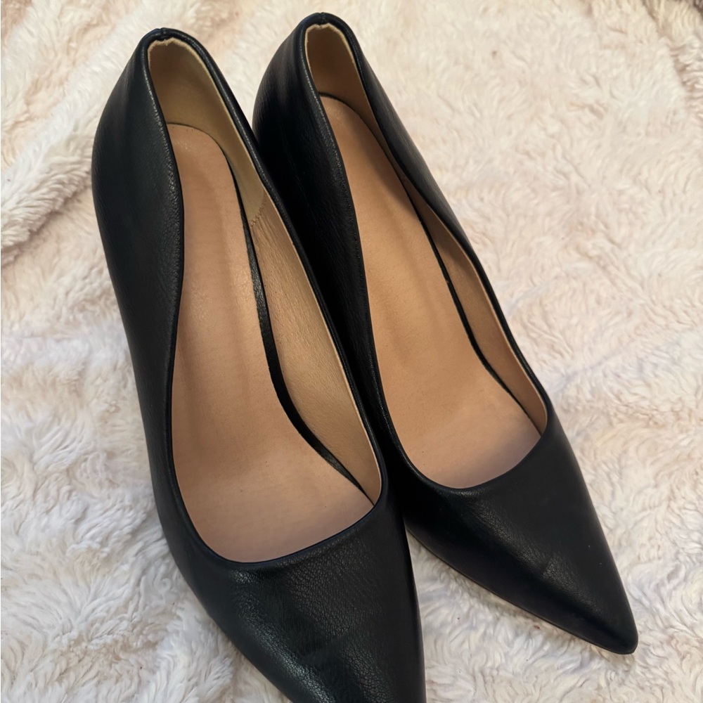 Black Women's Pumps